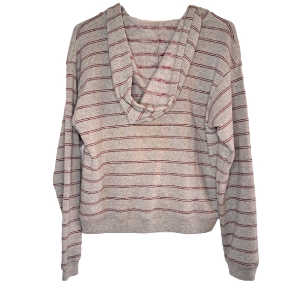 American Eagle SOFT Hooded Pullover Sweatshirt With Pouch Size Small - Picture 2 of 3